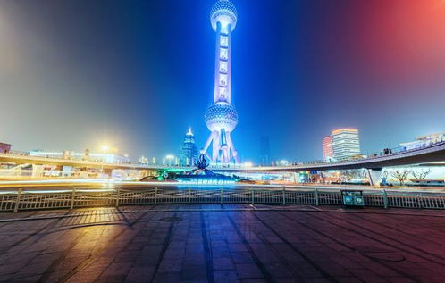 上海最“不務正業”的景點 排隊數小時只為登高，為何依舊人潮洶涌？